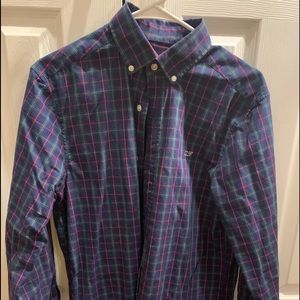 Vineyard Vines button down